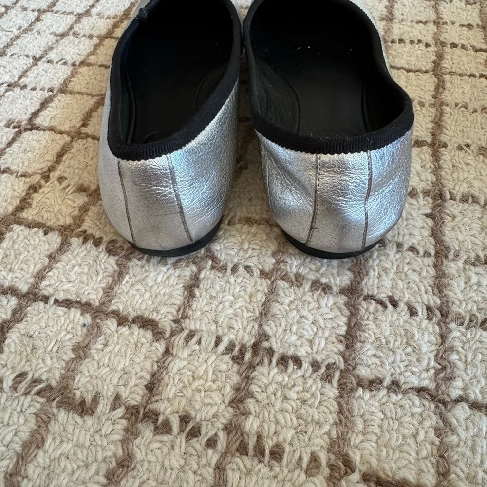 Saint Laurent Metallic Silver Flats - Picture 3 of 5